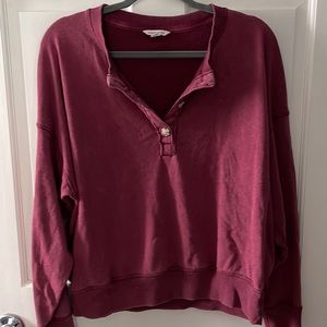 American Eagle Cropped Magenta Sweater